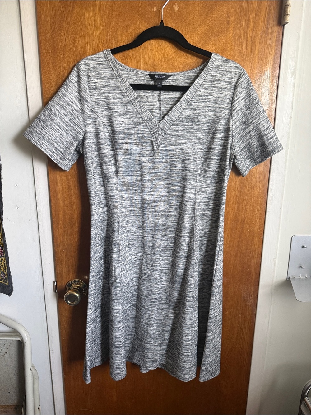 Simply Vera Vera Wang Gray Marbled V-Neck Short Sleeve Dress